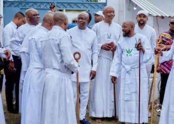 Élections 2023 : l’UDPS compte-t-elle sur les voix des adeptes de l’église Apostolique St John Marange ?