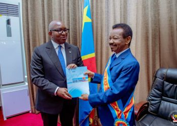 RDC: chiffré à 40.463 milliards des Francs congolais, le projet de Loi des finances 2024 déposé au bureau de l’Assemblée nationale