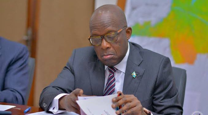 Prétendue annexion des terres de Rutshuru à l’Ouganda : le député national Juvénal Munobo veut des explications de Christophe Lutundula