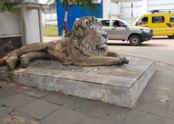 Kinshasa: Longtemps barricadées par la Garde Républicaine, les avenues entourant le palais de marbre de nouveau accessibles à la population