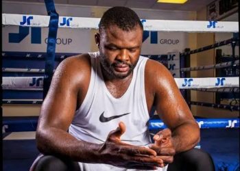 Sport : Le boxeur congolais Martin Bakole demande à nouveau de l’aide au gouvernement pour préparer un combat de championnat du monde WBA (Vidéo)