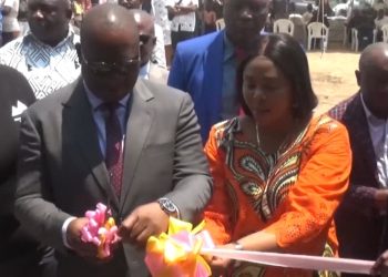 Lubumbashi : Après 25 ans dans le noir , le quartier Luano 1 dans la commune de la Ruashi alimenté en courant électrique