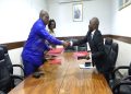 Mongala : le gouverneur César Limbaya Signe un protocole d&rsquo;accord avec le BCECO pour la construction de plusieurs infrastructures en province