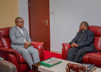 RDC : le ministre de l’intérieur Peter Kazadi et Mgr Marcel Utembi table sur la coopération entre l’église catholique et le gouvernement