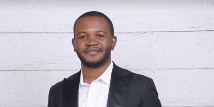 Arrestation de Stanis Bujakera : « Lorsqu’un pouvoir menace, enlève et emprisonne les journalistes, il n’a plus rien d’un pouvoir démocratique. » (Ensemble de Moise Katumbi)
