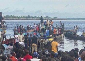 Naufrage meurtrier à Mbandaka: «Ce drame est la conséquence directe de la démission du Gouvernement qui tolère la navigation nocturne d’embarcations vétustes et surchargées» (Moïse KATUMBI)