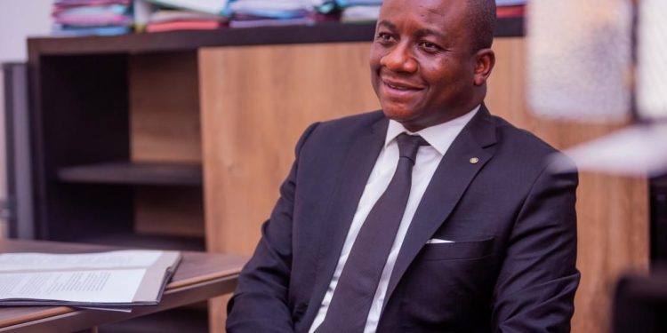 Mobilisation des recettes à l’ONEM : Le DG Fanon Beya bancarise tous les frais d’ouverture des services privés de placement