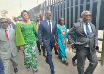 Sessanga , Théodore Ngoy , Jean Claude Baende , Kikuni : les candidats présidents de la République se bousculent à la porte de la CENI