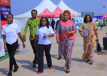 7ème édition de l’Expo-Béton : La DG du FPC Barbara Kanam sensibilise les opérateurs économiques sur le paiement de la redevance