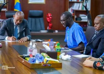 Médias: Une délégation de Reporter Sans Frontières sollicite l’implication personnelle du ministre Patrick Muyaya pour la libération du journaliste Stanis Bujakira