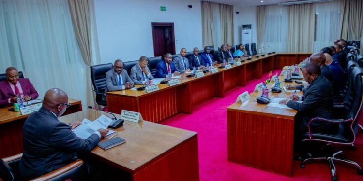 Menace de rupture dans la distribution des produits pétroliers : le Gouvernement rassure qu’il n’y aura pas de perturbations dans la fourniture du carburant