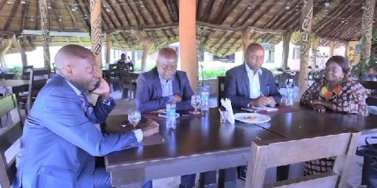 Haut-Katanga : 5 députés provinciaux fidèles à Joseph Kabila réaffirment leur appartenance au FCC au cours d’un café politique