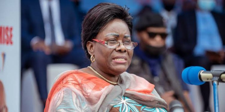 RDC : le ministère de l’enseignement interdit le défilé des écoles du réseau des églises de Réveil prévu au Palais du Peuple (correspondance)