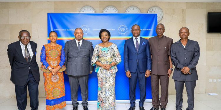 ONEM : la ministre du Travail Claudine Ndusi instruit les membres du Conseil d’administration de relever le défi de l’organisation du marché de l’Emploi en RDC