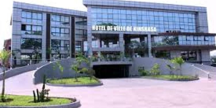 Kinshasa : Après avoir recouvré ses dettes auprès de Gentiny Ngobila , la banque TMB demande à la Banque centrale du Congo de lever l’index sur l’hôtel de ville (Document)