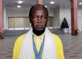 RDC : Le député national Nsingi Pululu invite la famille biologique, politique et religieuse de Né Muanda Nsemi de ne pas embaumer son corps