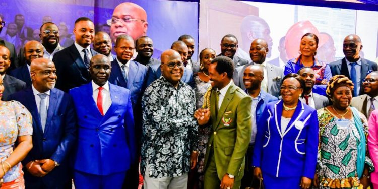 Rencontre Chef de l’Etat – Jeunes Entrepreneurs : Félix Tshisekedi très satisfait du travail abattu par l’ARSP dirigée par Miguel Kashal