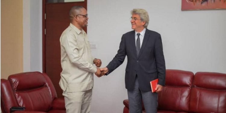 Retrait de la MONUSCO : le ministre de l’intérieur Peter Kazadi informé de l’arrivée d’une délégation française de haut rang