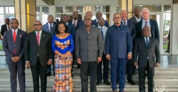 Transport en RDC: Le Chef de l’Etat a échangé avec le gouvernement, l’intersyndicale des transporteurs routiers et la délégation de la FEC