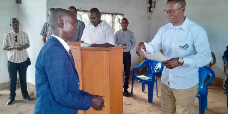 Mwene-Ditu : remise officielle des diplômes entérinés aux lauréats des éditions antérieures à l’Institut des Sciences Médicales