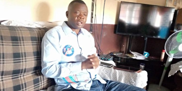 Élections -2023/Lomami : Le député provincial Joseph Mbaya appelle les electeurs de Luilu et Mwene-ditu à vérifier leurs noms sur les listes provisoires de la CENI