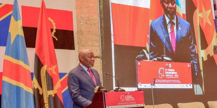 Forum économique Angola-RDC : Vital KAMERHE prône le renforcement d’une coopération multiforme entre les deux pays