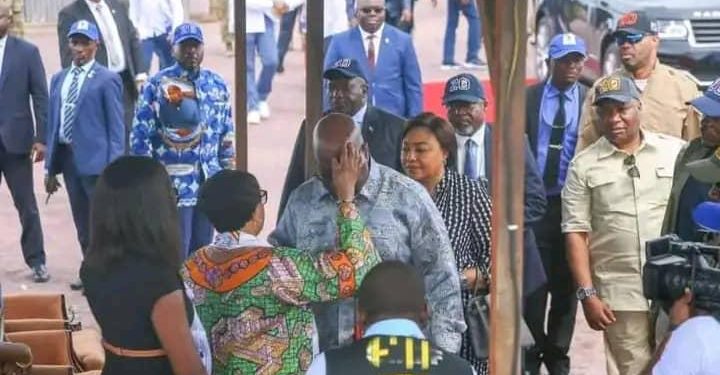 Élection présidentielle : Le candidat Félix Tshisekedi vient de recevoir la bénédiction de sa mère