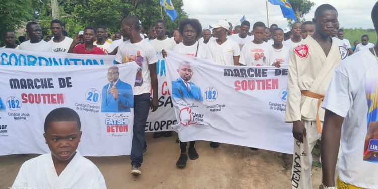 Législative Nationale/Mongala : Une marche de soutien à la candidature de Félix Tshisekedi et César Limbaya organisée à Lisala