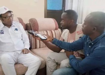 Campagne électorale: À Kenge, le candidat N° 19 au scrutin présidentiel Noël Tshiani propose la plantation des arbres pour lutter contre les érosions