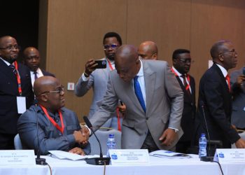 Cadres de concertation CENI-Candidats Présidents : Poignée de main entre Félix Tshisekedi et Martin Fayulu après plusieurs années (Vidéo)