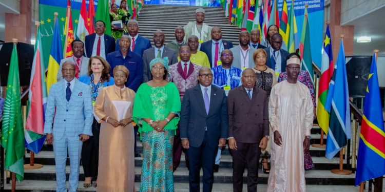 Kinshasa : les enjeux de l’éducation à l’horizon 2030 au cœur de la table ronde des Ministres africains de l’Enseignement et Formation technique