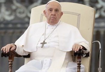 COP28: Après Biden, le Pape François annule aussi son voyage pour Dubaï pour des raisons de santé