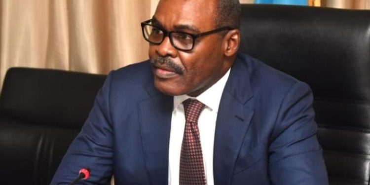 Nicolas Kazadi : « les députés provinciaux doivent être payés par les gouvernements provinciaux au lieu d’accuser le Gouvernement central »