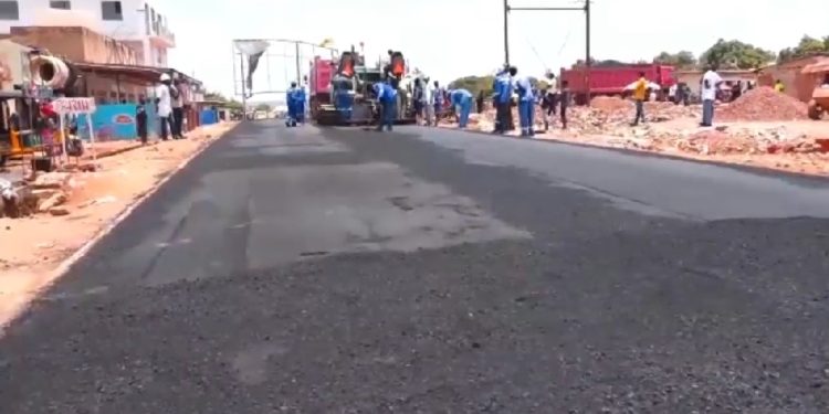Haut-Katanga : le Gouvernement provincial réhabilite l’avenue de l’église après l’exécution des grands travaux d’assainissement