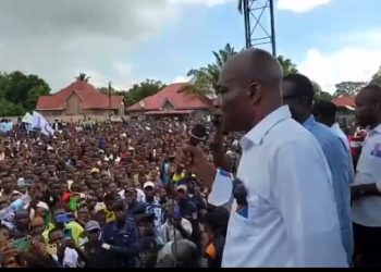 Tshikapa: Martin Fayulu dénonce le comportement destructeur de l’UDPS et prêche l’unité nationale.