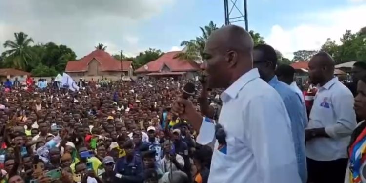 Tshikapa: Martin Fayulu dénonce le comportement destructeur de l’UDPS et prêche l’unité nationale.