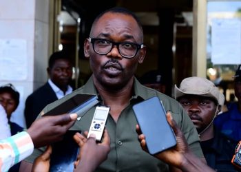 Mbuji-Mayi: le Commandant de la 21ème région militaire John Tshibangu annonce des patrouilles diurnes et nocturnes après les échauffourées sanglantes