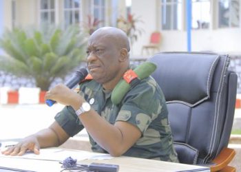 Ituri: Le gouverneur militaire Johnny Luboya met en garde le député Gratien Iracan pour ses propos incendiaires et appelle la population au calme (officiel)