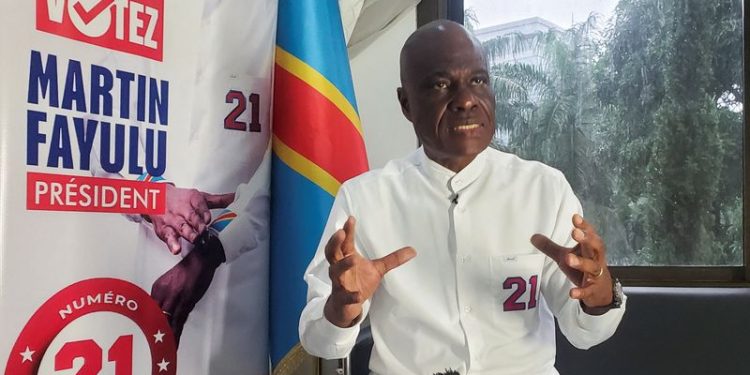 Election présidentielle : « Le refus injustifié de la location du stade pour le meeting du candidat Martin Fayulu souligne clairement la peur du régime en place » (Lamuka)