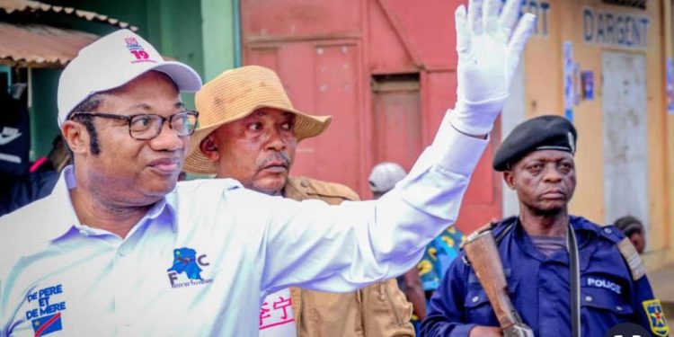 Election présidentielle : Le candidat N°19 Noël Tshiani se désiste au profit de Felix Antoine Tshisekedi