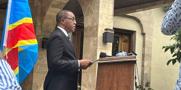 RDC: Après Adolphe Muzito , le candidat président Jean-Claude Baende félicite Félix Tshisekedi avant la publication officielle des résultats