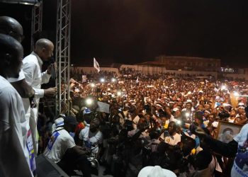 Matadi: Moïse Katumbi dénonce les fausses promesses électorales de Tshisekedi sur le Stade Lumumba et le taux du Dollar