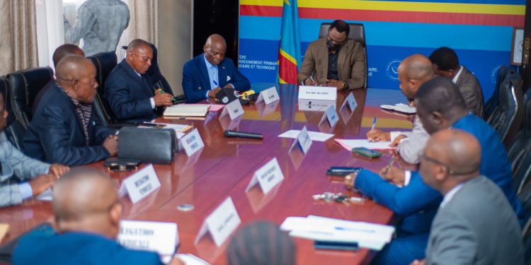 EPST : Le gouvernement promet de trouver la solution au problème de la paie des enseignants qui se trouvent dans les zones à accès difficile