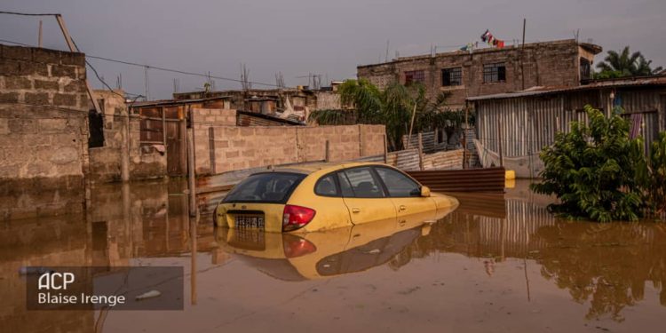 Inondations dans plusieurs provinces en RDC : La Regie des Voies Fluviales annonce la décrue des eaux du fleuve Congo