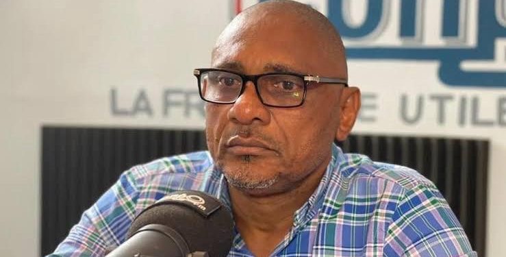 Kinshasa : Le Président de l’APK Godé Mpoy demande au Gouverneur a.i Gérard Mulumba d’évacuer toutes les immondices qui jonchent la ville (Document)