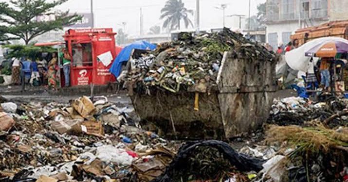 Kinshasa : Gérard Mulumba demande aux bourgmestres d’évacuer tous les marchés pirates sur les grandes artères de la ville (Document)