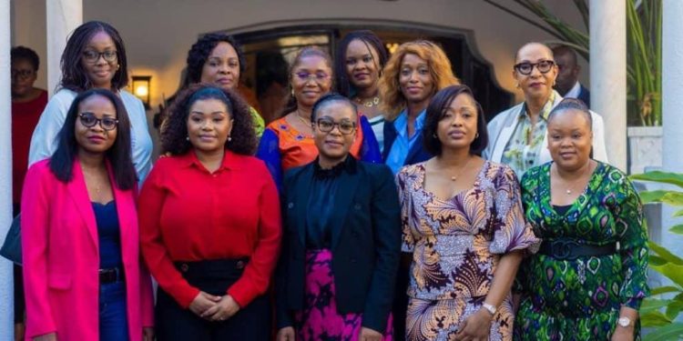 RDC: la DG du FPC Barbara Kanam et plusieurs femmes mandataires annoncent leur soutien total au nouveau quinquennat de Félix Tshisekedi
