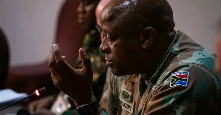 Guerre à l’Est : Le Général Monwabisi Dyakopu de la République Sud-africaine désigné commandant de la Mission de la SADC en RDC