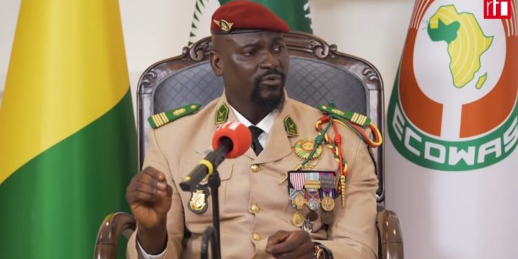 Guinée Conakry : Les membres du gouvernement dissous appelés à restituer tous les documents de voyage au Secrétariat Général de la Présidence (Communiqué)