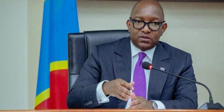 Guerre à l’Est : Le Gouvernement Congolais condamne les bombardements aveugles de la coalition RDF/M23 et félicite les FARDC pour la contre-offensive conséquente (Document)